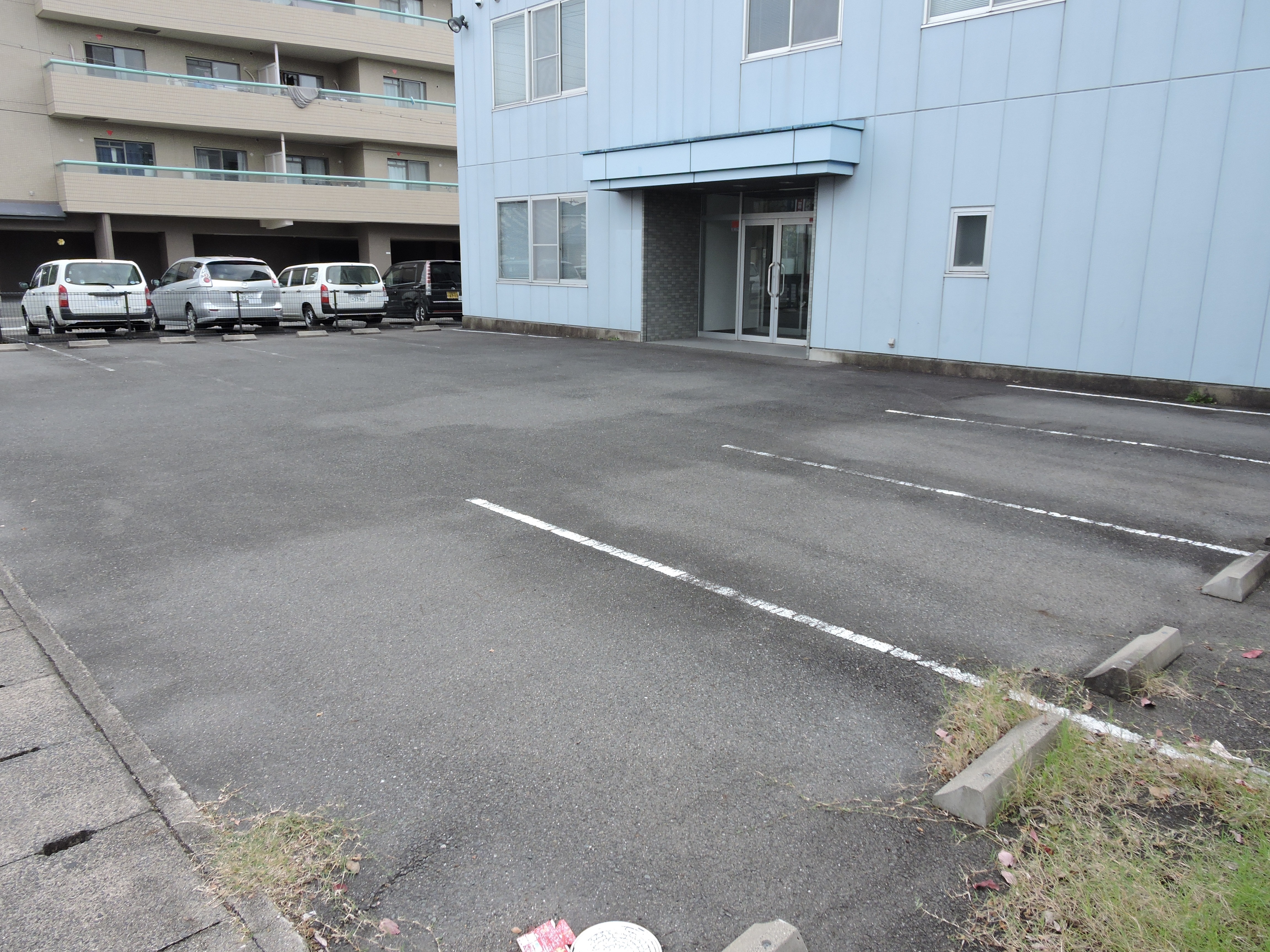 営業車など駐車スペース有！