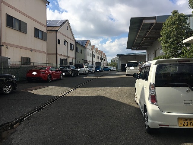 広い駐車スペースあります。