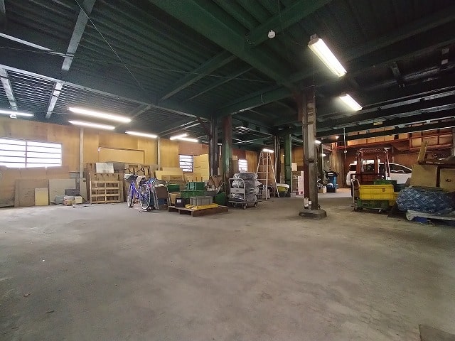 荷物はすべて撤去予定します。
