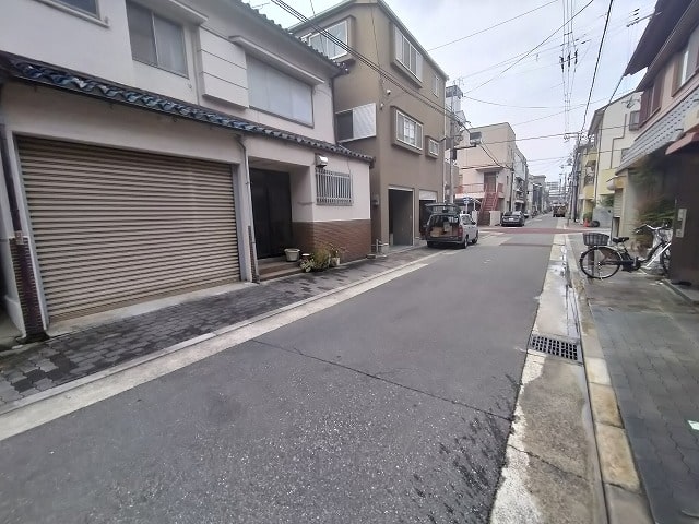 コンビニまで徒歩3分