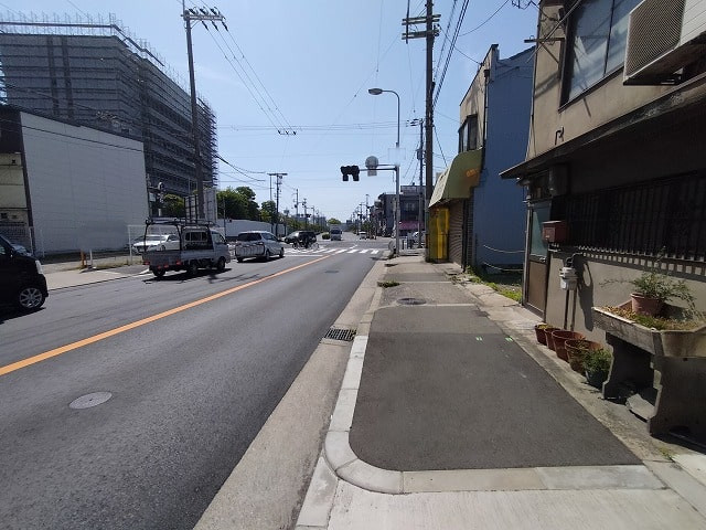 近くにコンビニあります！