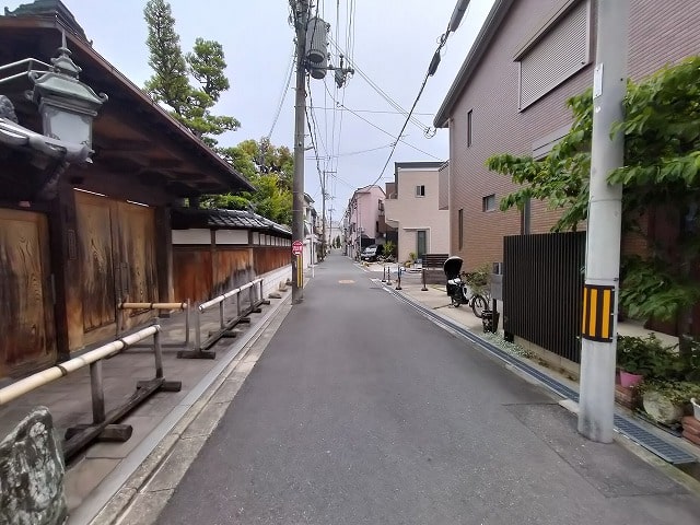 前面道路約5ｍ