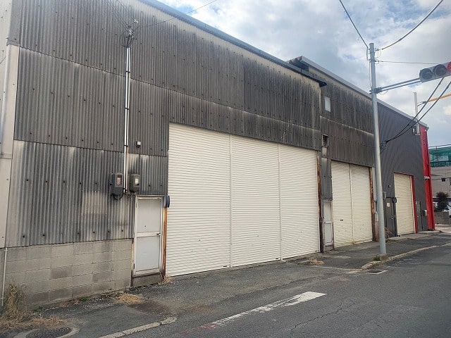 駅から徒歩5分です。