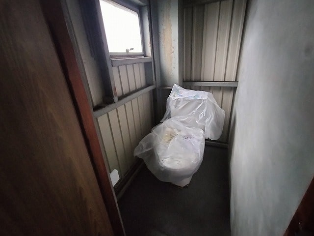 トイレも新品、ウォシュレット付きです