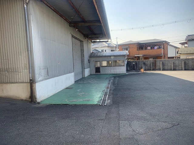 事務所あります。