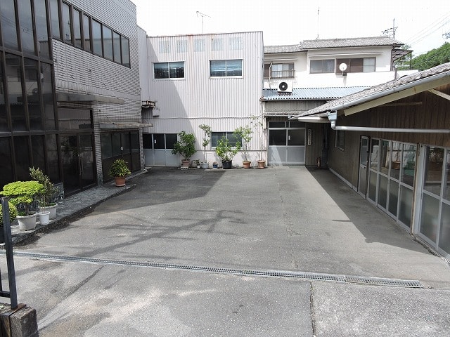 羽曳野営業所に如何でしょうか？