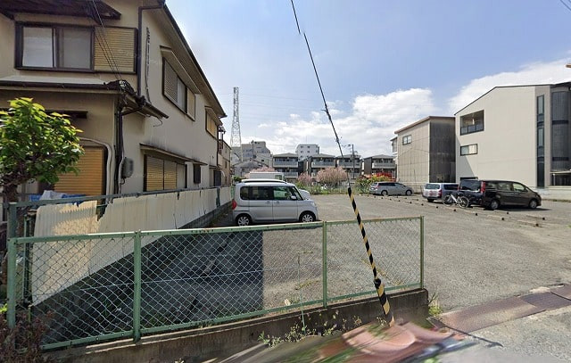 最寄り駅から徒歩約5分