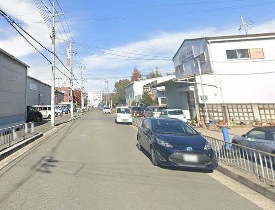 コンビニまで徒歩１分