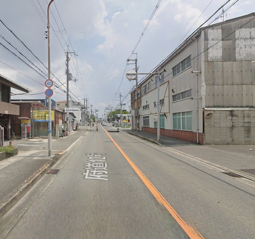 前面道路になります。