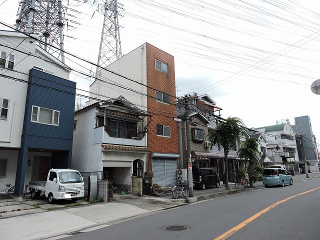奥行きはそこそこ有りますよ。