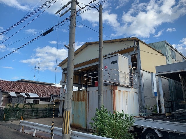 キュービクル残置物あります。