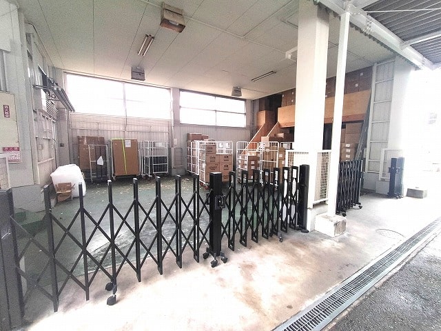 倉庫兼事務所にいかがでしょうか？