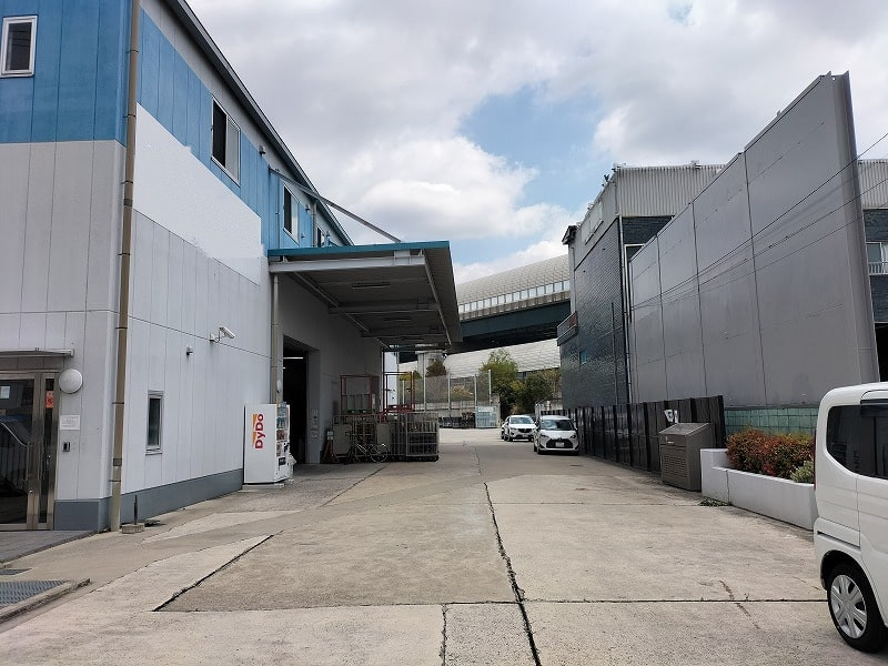 前面共有通路です。