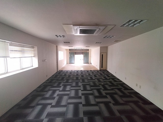 １階