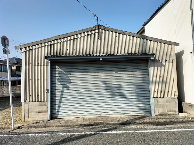 電動シャッターになります。