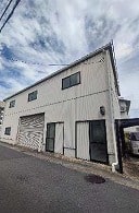 2階建の倉庫です！
