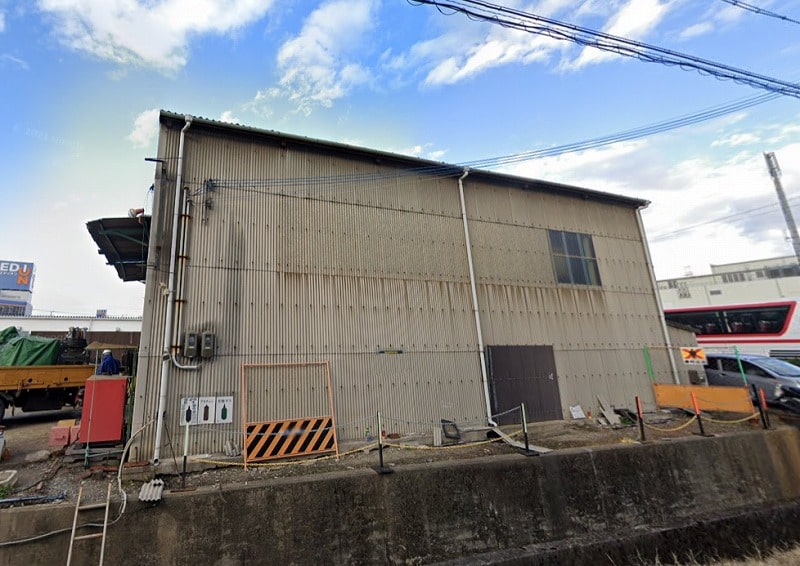 平家建て工場です！