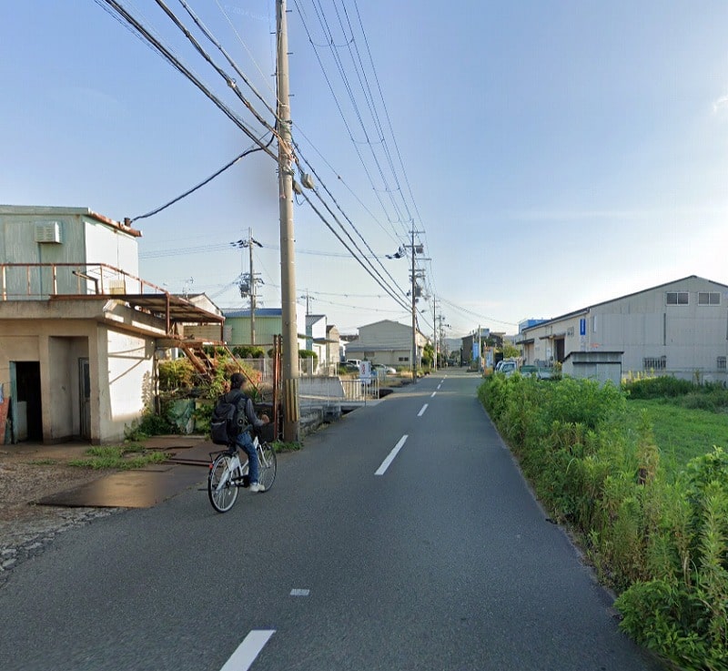 東側道路