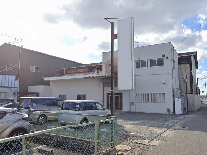 事務所＋車両置き場です！