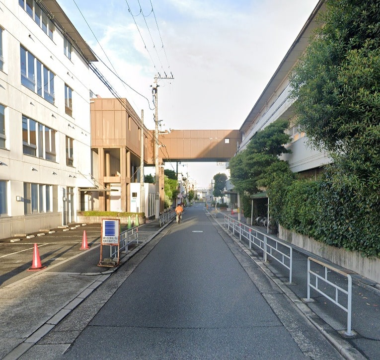 前面道路①