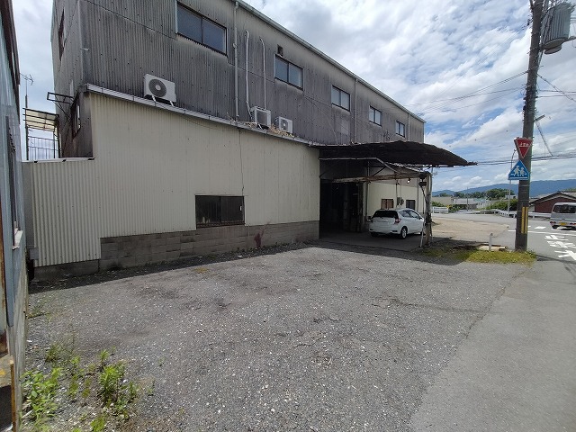 側面にも間口ございます。