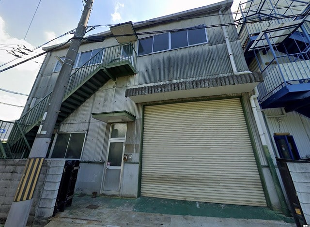 1階が作業スペース、2階が事務所スペースになっています