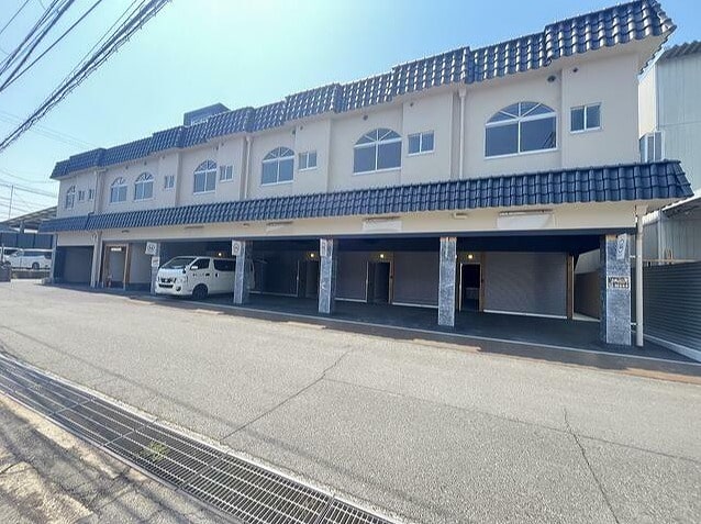 連棟倉庫の一画です。