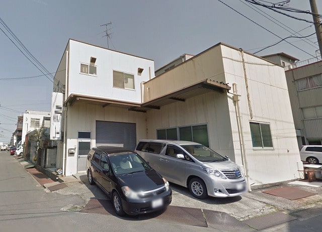 事務所付きの2階建て物件です