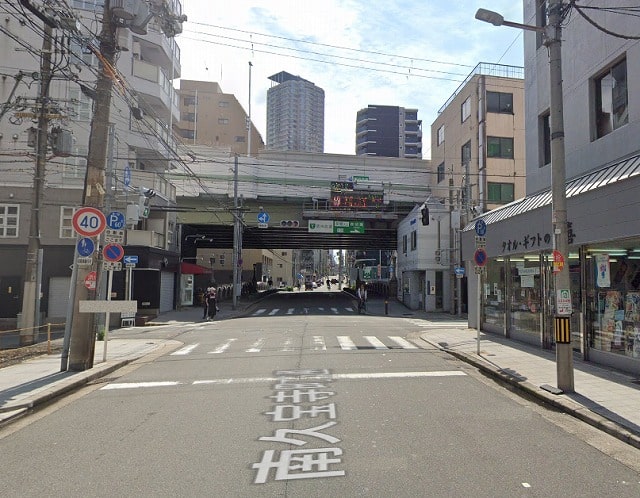 前面道路①