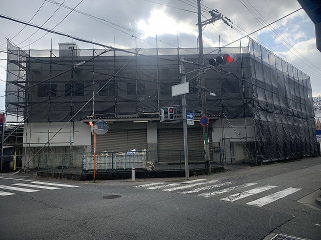 外壁工事中です。