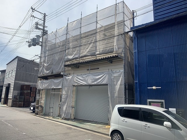外壁工事中です。