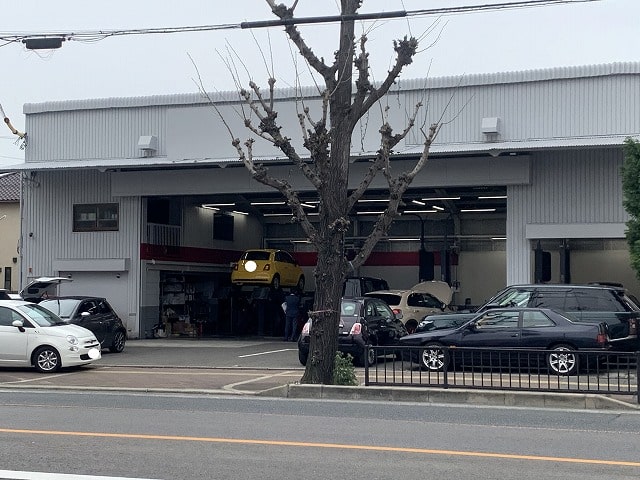 幹線道路沿いになります。