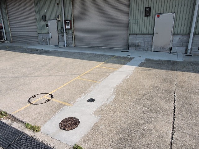 前面に駐車スペースも有ります