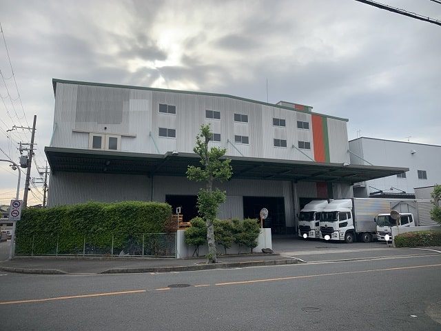 摂津駅から徒歩4分です。
