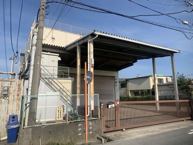 キュービクル(残置物)あります。