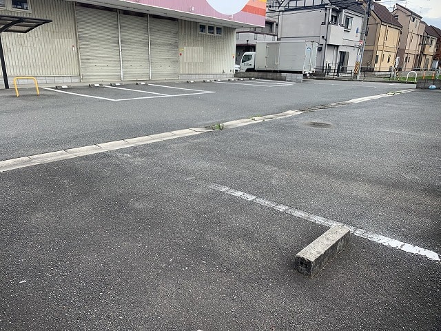 乗用車10台駐車可能です