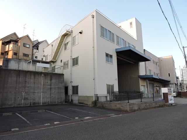 事務所付いてます。