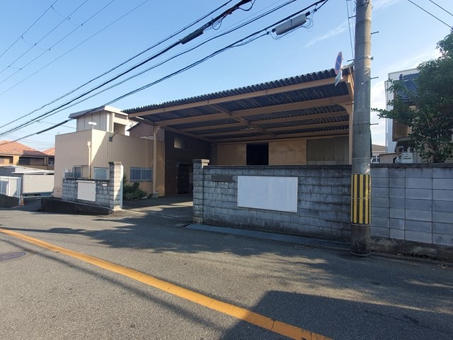 南海電鉄南海本線【忠岡】駅から徒歩4分です。