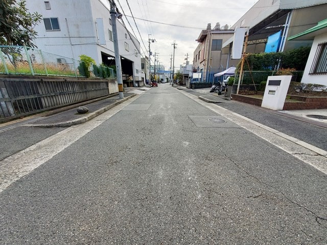 前面道路です。