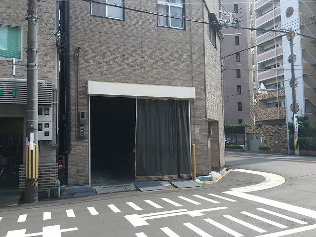 クレーン2.8tついています。