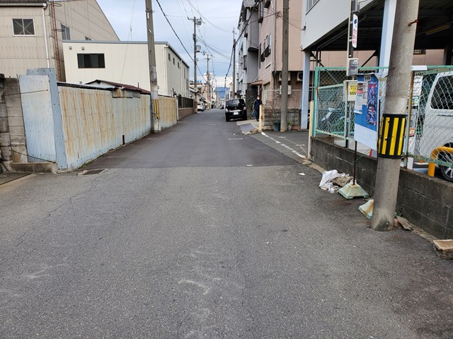 大型車は使用不可です。