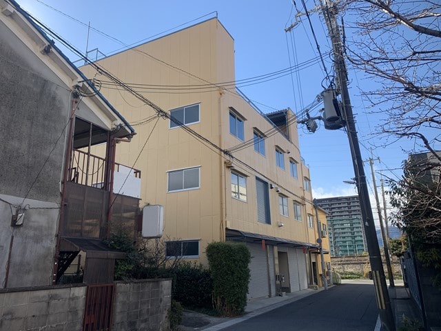 桂川駅から徒歩9分の駅ちか物件です。